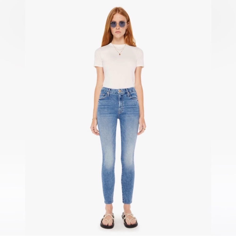 MOTHER High Waisted Looker Ankle in On The Road size 27